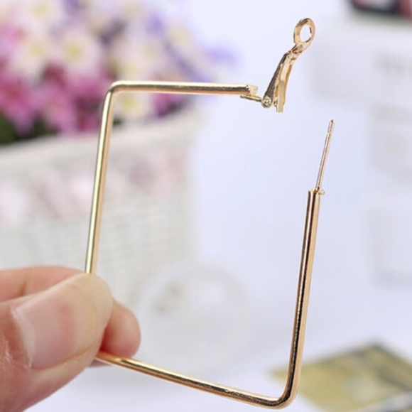 Large Square Geometric Hoop Gold Earrings - Picture 4 of 8